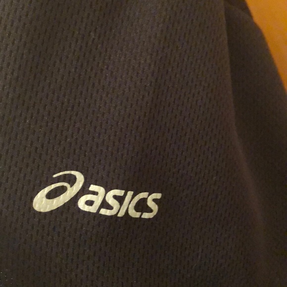 Asics black long sleeve men’s shirt - Picture 3 of 4